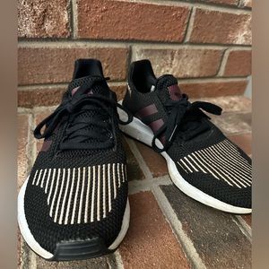 Adidas Running Shoes Sz 7 1/2